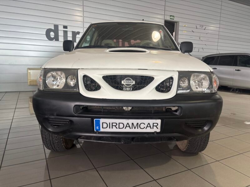 NISSAN TERRANO 2.7 TDI