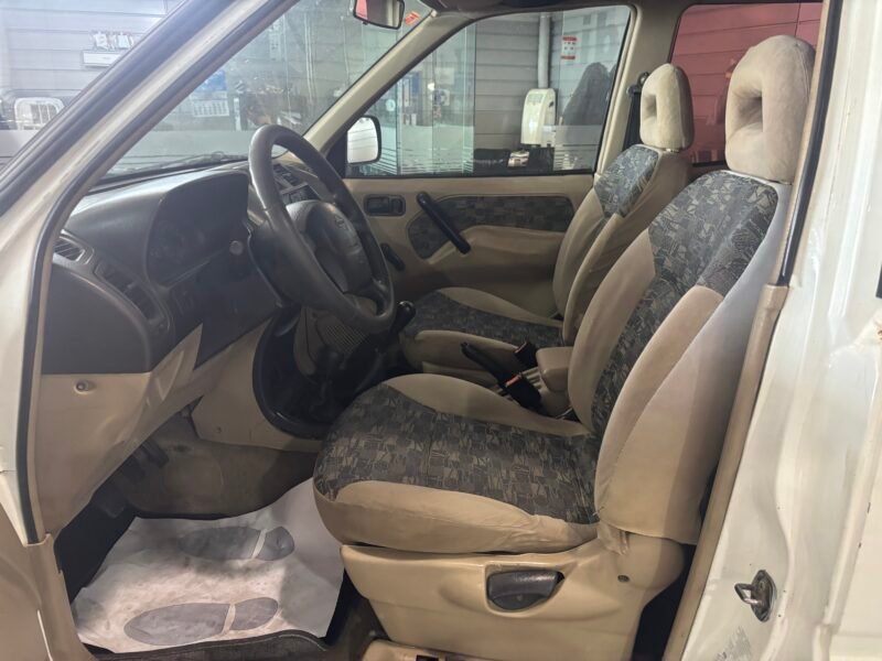 NISSAN TERRANO 2.7 TDI