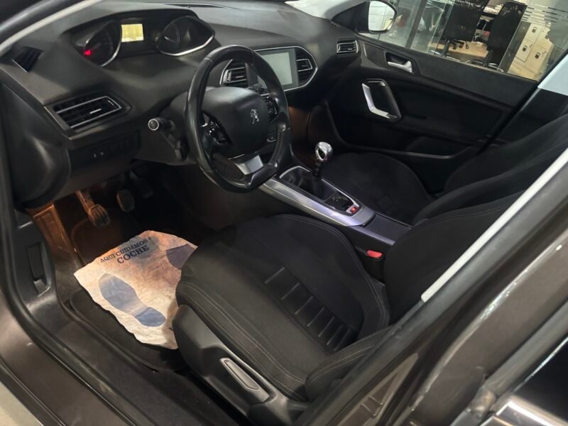 PEUGEOT 308 1.6 EHDI 115
