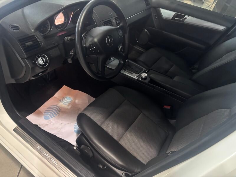 MERCEDES-BENZ Clase C 220 CDI
