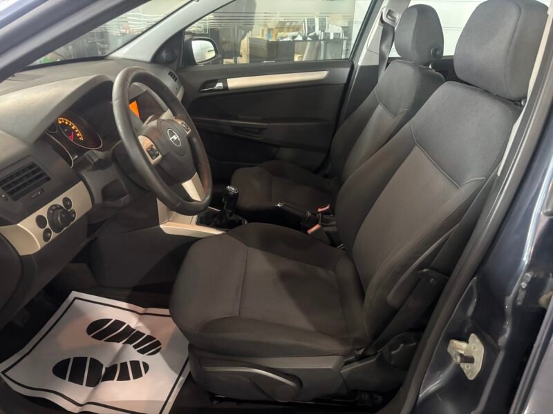 OPEL ASTRA SEDAN 1.7 CDTI ENJOY
