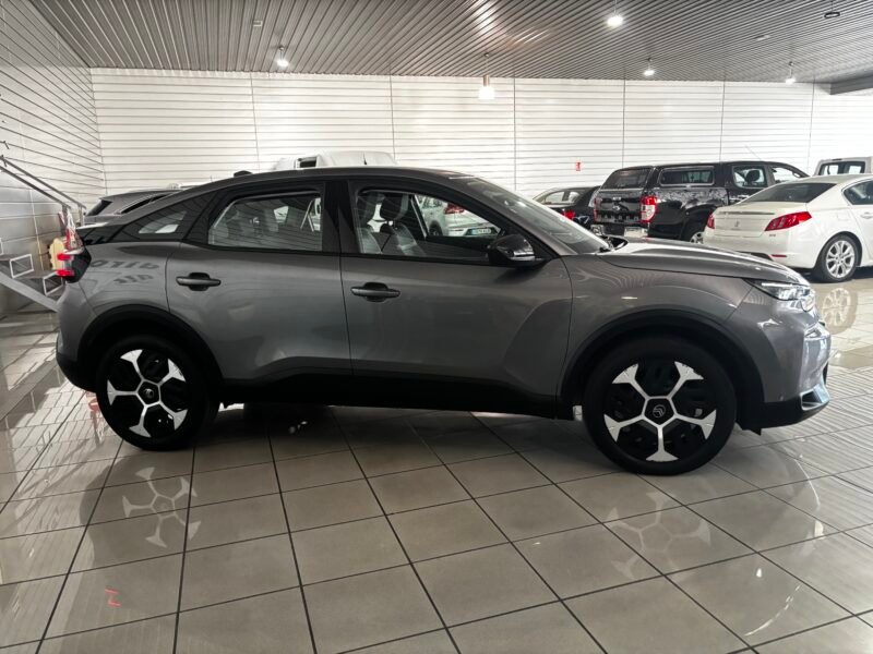 CITROEN C4 1.2 HYBRID 136
