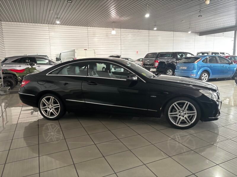 MERCEDES-BENZ Clase E 220 CDI COUPE